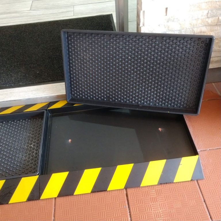 Base Porta Charola Sanitizante